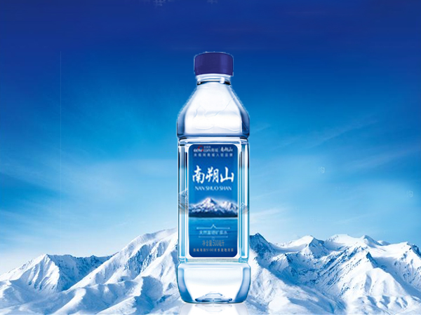 冰川飲用水